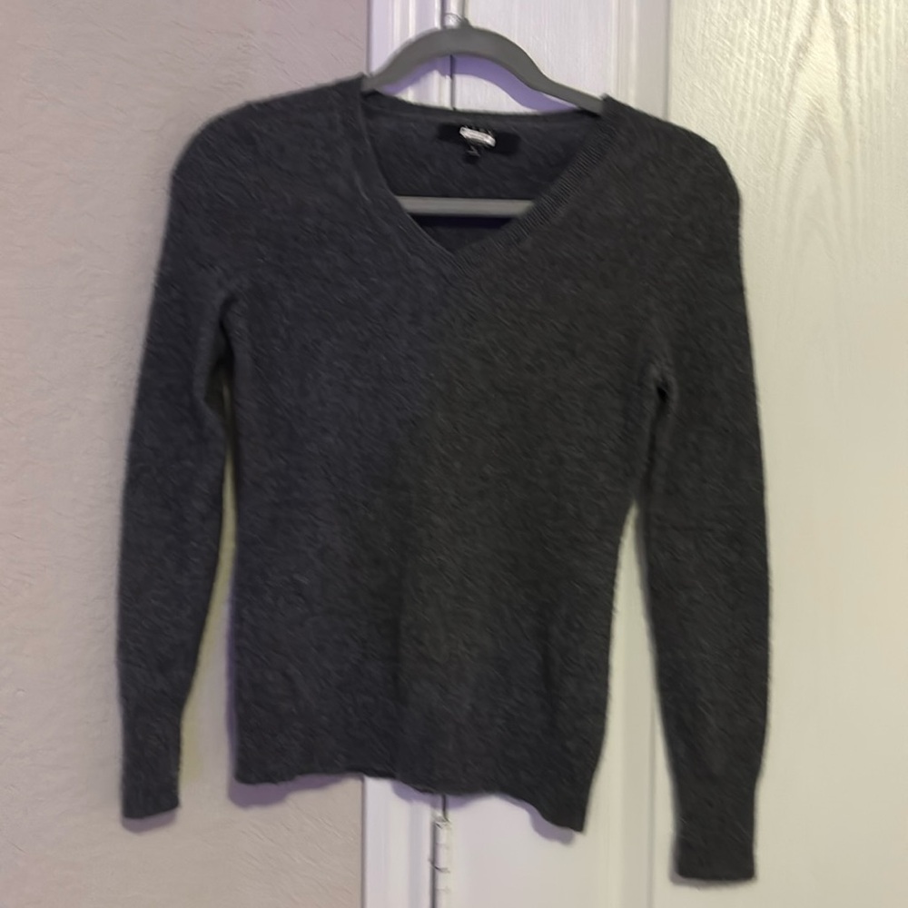 Alex Marie Cashmere V Neck Sweater, Size S